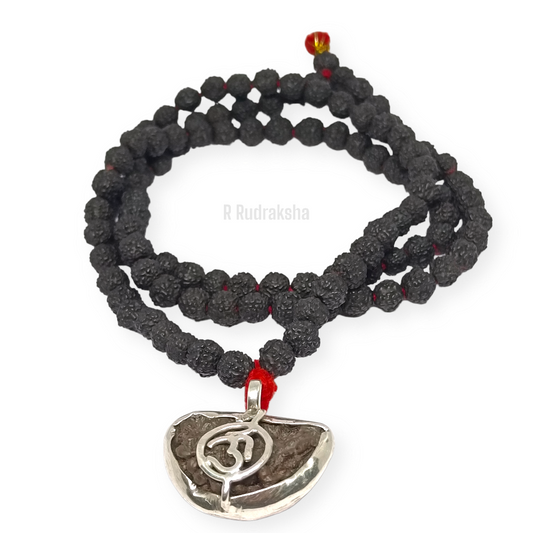 1 Mukhi Rudraksha with Black Rudraksha Mala Lab Certified