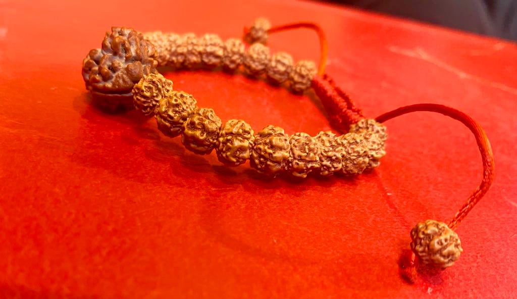 Nepali 4 Mukhi Rudraksha Bracelet with Punchmukhi Rudraksha